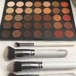 Morphe 35OM palette and brushes